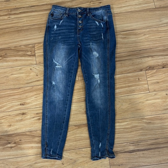 Women's KanCan Distressed Blue Jeans - Picture 1 of 7